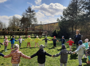 22.04.2021 r. "Dzień Ziemi" w grupie Biedronek