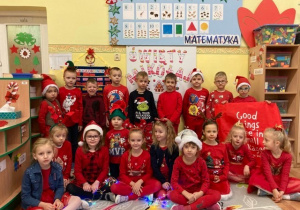 Nasze kochane dzieciaki w oczekiwaniu na Św. Mikołaja.