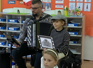 19.05.2025 r. Koncert muzyczny pt. Melodie płynące z ekranu.