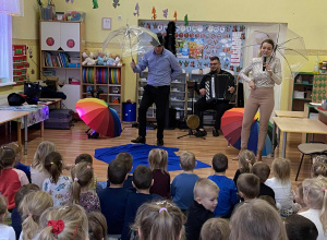 24.11.2025 r. Koncert muzyczny Pana Macieja pt. Musicalowy zawrót głowy.