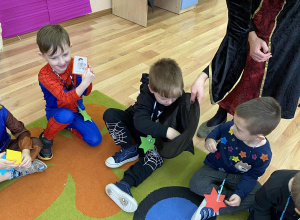 27.11.2025 r Andrzejki w grupie Misiów.