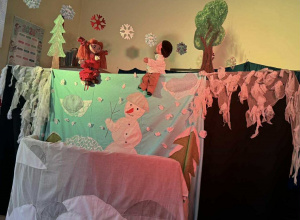 26.01.2026 r. Teatrzyk Pacuś z Łodzi z przedstawieniem pt. Zimowa opowieść ze świętym Mikołajem.