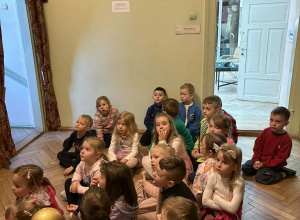 24.03.2026 r Wyjście grupy Biedronki i Słoneczka do Muzeum w Tomaszowie Maz.
