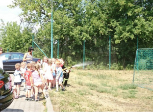 Grupa Biedronek w Straży Pożarnej.